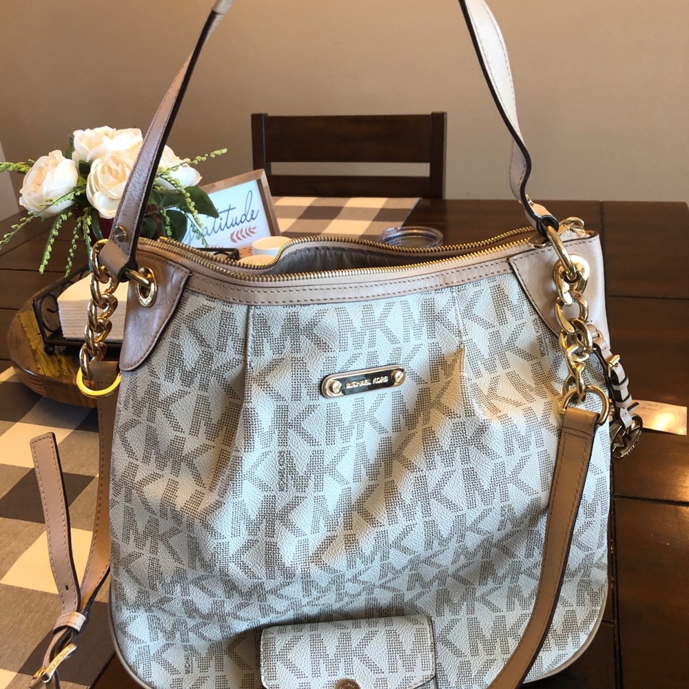 Michael Kors handbag with small wallet